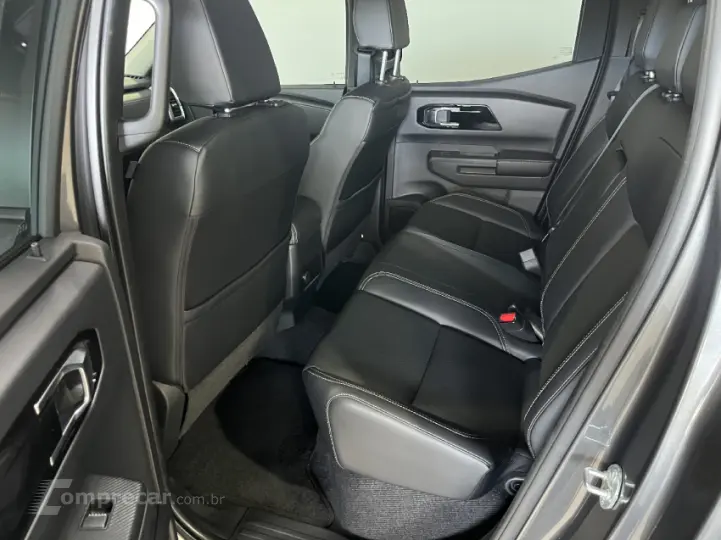 TRITON 2.4 Biturbo CD Hpe-s 4X4