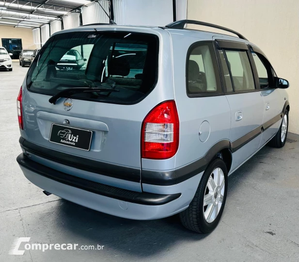 ZAFIRA 2.0 MPFI Elegance 8V