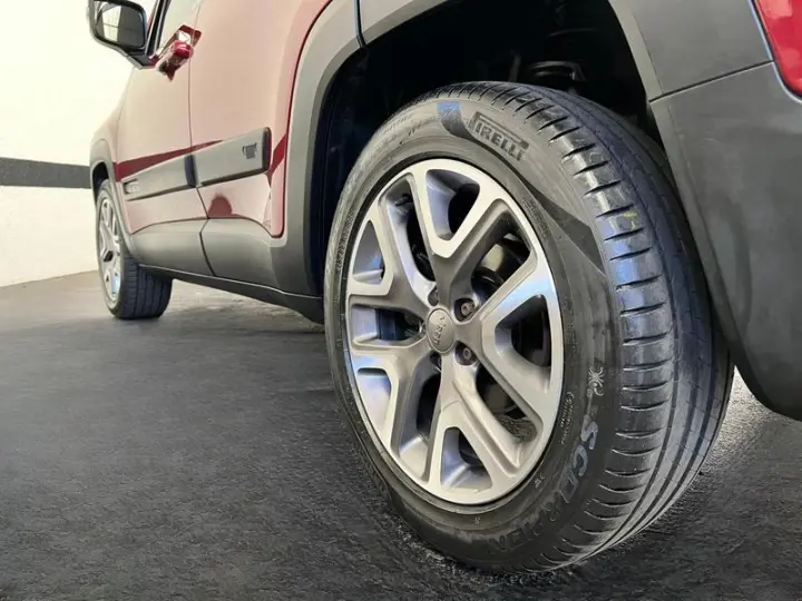 RENEGADE 1.8 16V FLEX LONGITUDE 4P AUTOMATICO