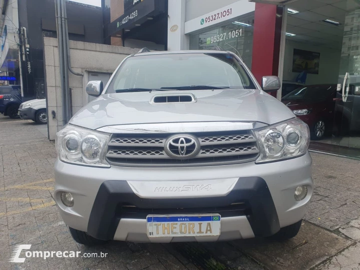 TOYOTA HILUX SW4 3.0 SRV 4X4 7 LUGARES INTERCOOLER 2011