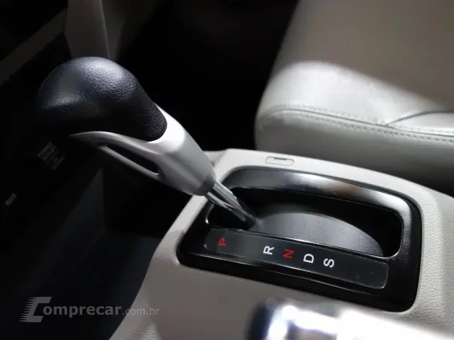 CIVIC - 2.0 LXR 16V 4P AUTOMÁTICO