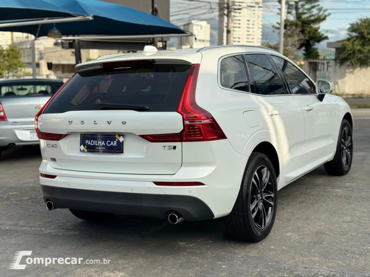 XC60 2.0 D5 Momentum AWD Geartronic