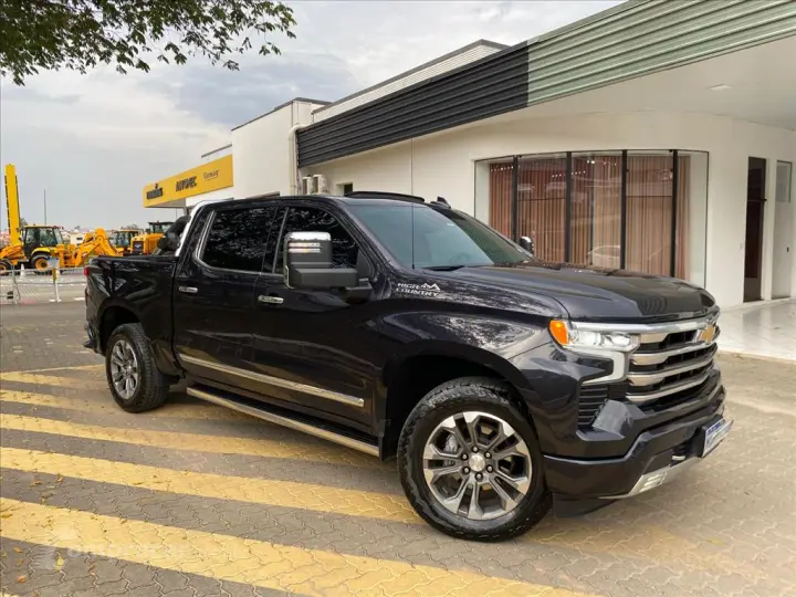 SILVERADO 5.3 V8 GASOLINA 1500 HIGH COUNTRY 4X4 A