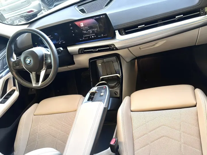 iX1 ELÉTRICO eDRIVE20 X LINE