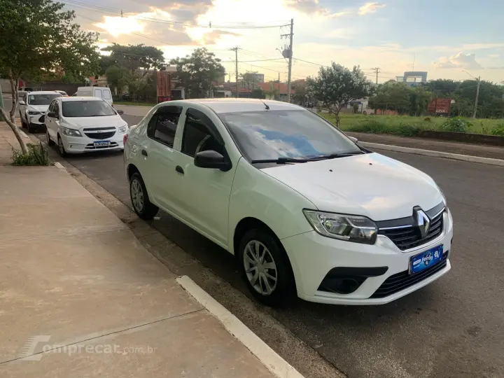 LOGAN 1.0 12V SCE Life