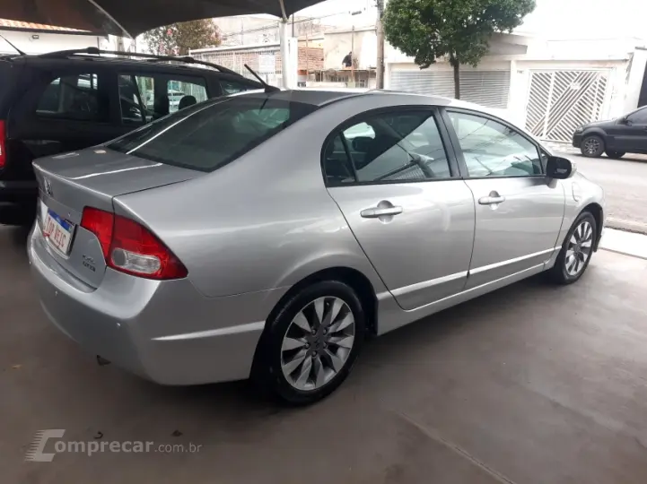 CIVIC 1.8 LXL 16V