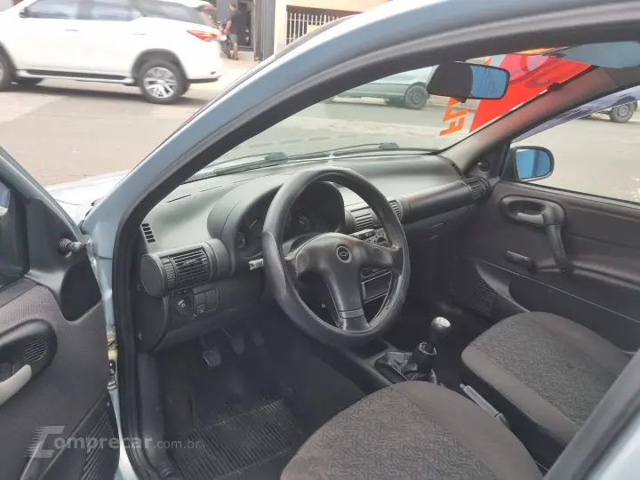 CORSA 1.0 MPFI Classic Sedan 8V