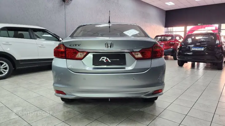 CITY Sedan LX 1.5 Flex 16V 4p Aut.