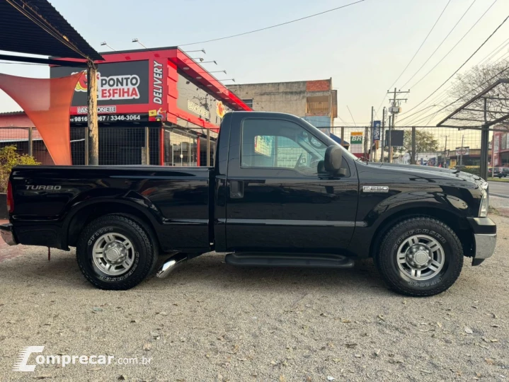 F-250 3.9 XLT CABINE SIMPLES DIESEL