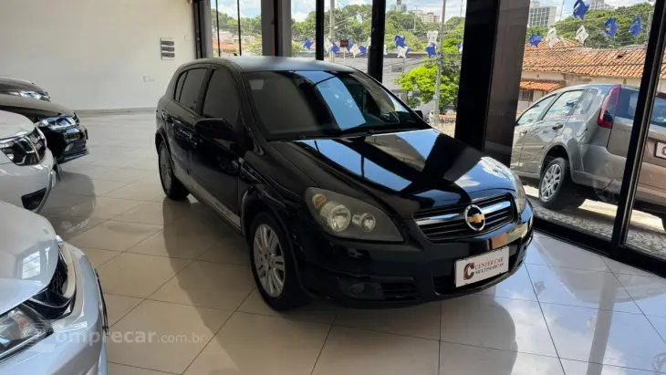 VECTRA 2.0 MPFI GT Hatch 8V