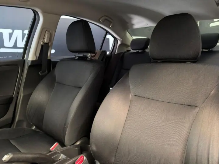 CITY 1.5 LX Sedan 16V