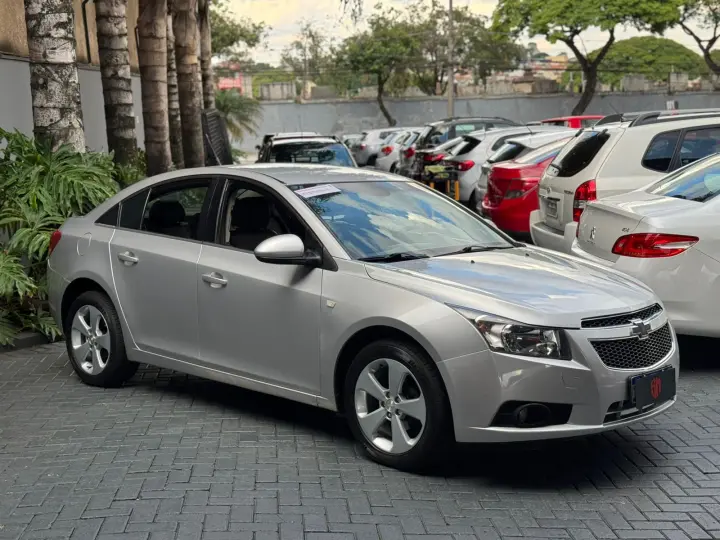 CRUZE 1.8 LT 16V