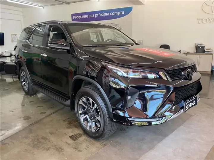 HILUX SW4 2.8 D-4d Turbo SRX Platinum 7L 4X4