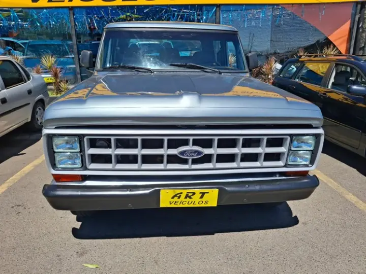 F-1000 2.5 XLT 4X2 CS 8V Turbo