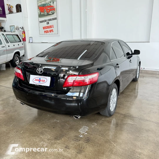 Camry XLE 3.5 24V Aut.