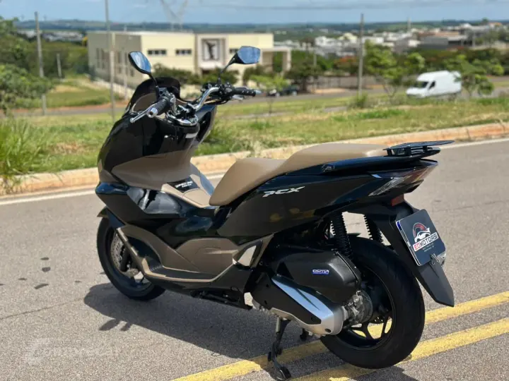 PCX 160 DLX ABS