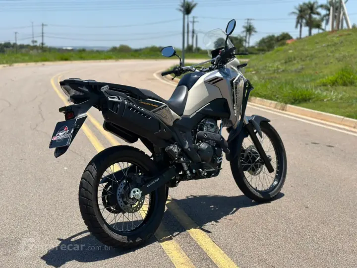 XRE 300 SAHARA ADVENTURE