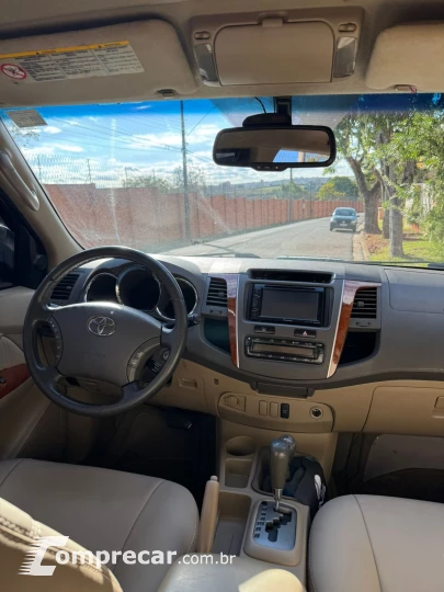 HILUX SW4 3.0 SRV 4X4 7 Lugares 16V Turbo Intercooler