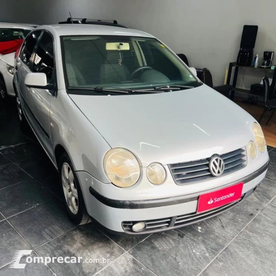 POLO SEDAN 1.6