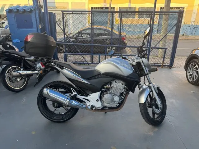 CB 300R - Street