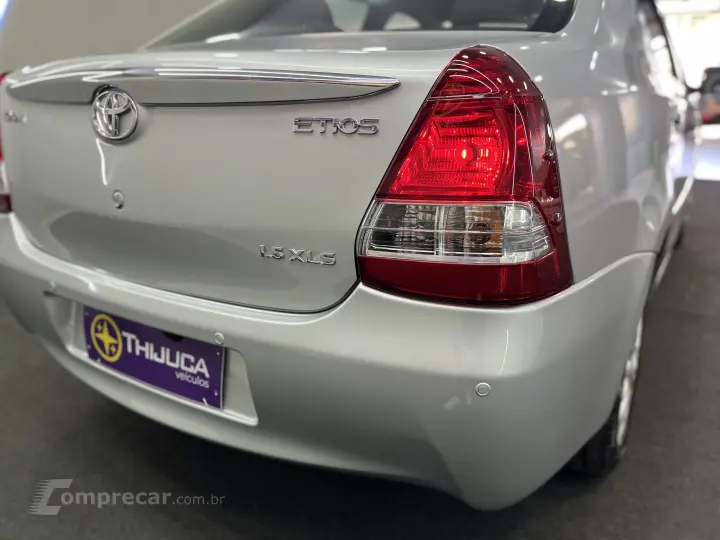 ETIOS 1.5 XLS Sedan 16V