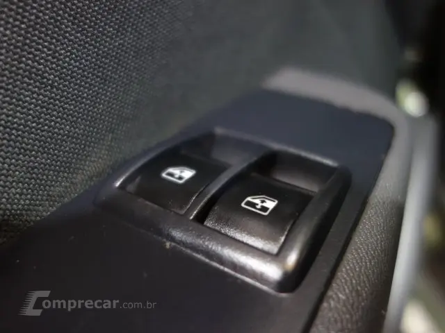 STRADA - 1.8 MPI ADVENTURE CE 16V 2P MANUAL