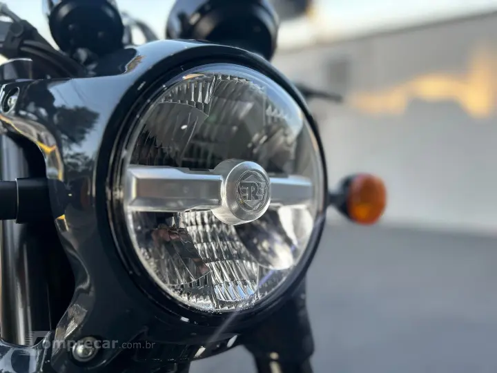 Shotgun 650 Stencil White