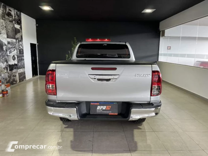 HILUX 2.8 D-4d Turbo CD SR 4X4