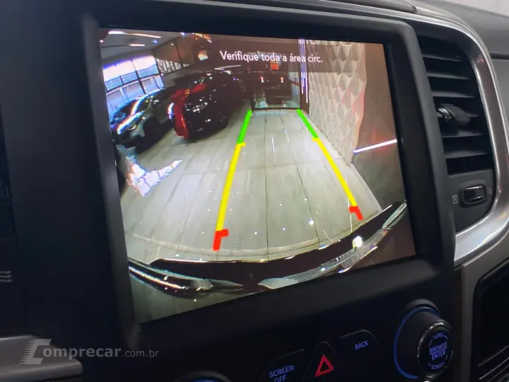 CLASSIC LARAMIE 5.7 CD V8 4X4 Aut.