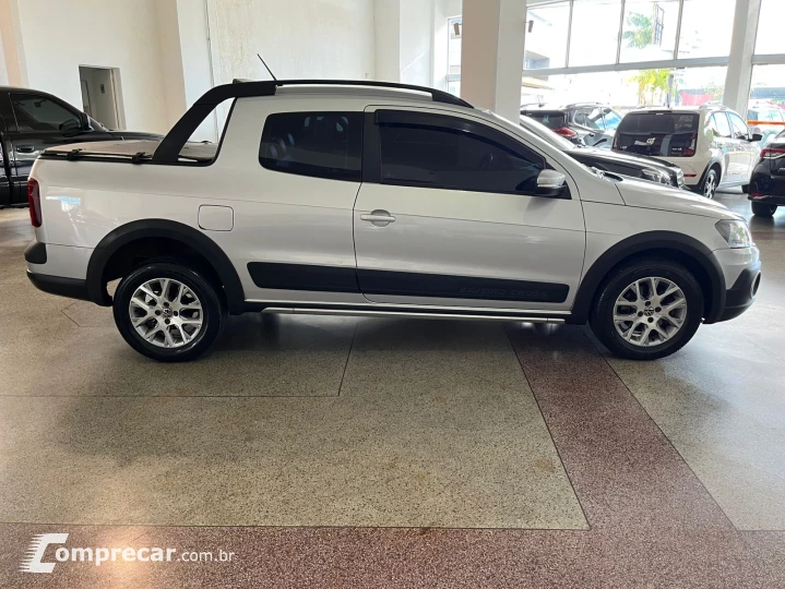 SAVEIRO 1.6 Cross CD 16V