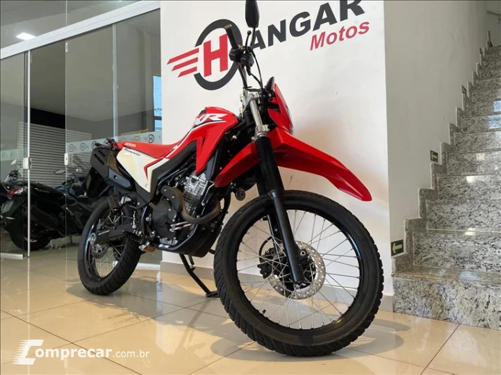 XR 300L TORNADO