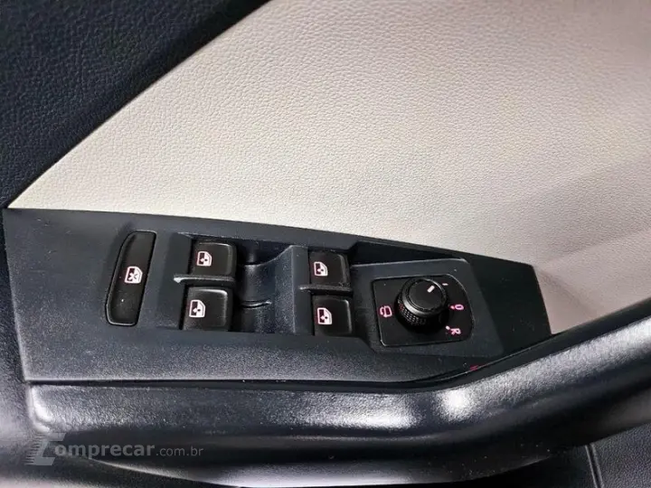 T CROSS HIGHLINE 250 TSI AUT