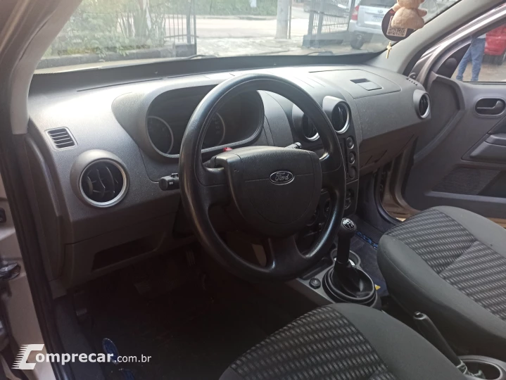 ECOSPORT 1.6 XLS 8V