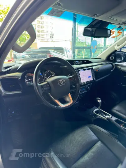 Hilux CD SRX 4x4 2.8 TDI 16V Diesel Aut.