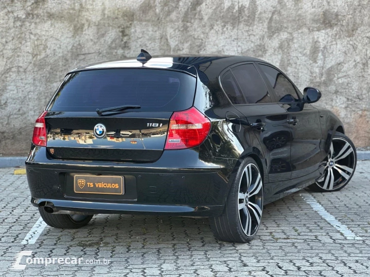 118i 1.8 UE71 16V GASOLINA 4P AUTOMÁTICO