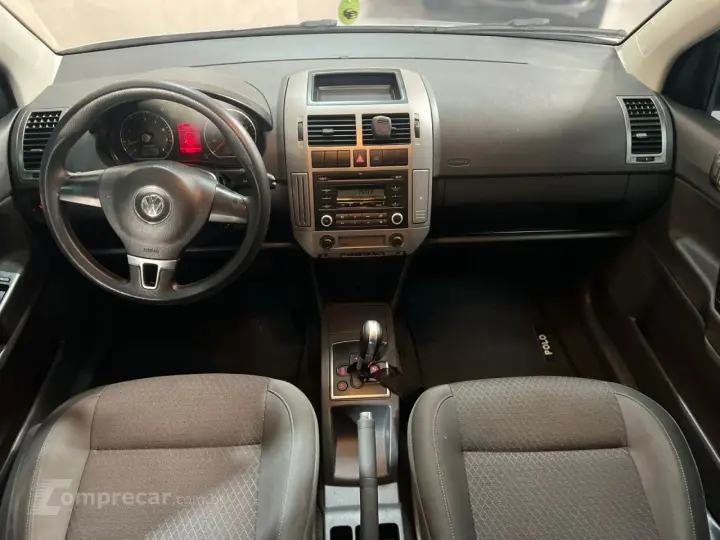 Polo Sedan 1.6 4P FLEX COMFORTLINE I-MOTION AUTOMATIZADO