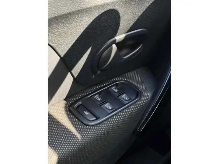 LOGAN 1.0 12V SCE FLEX LIFE MANUAL