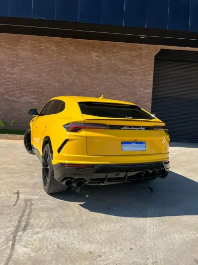 URUS 650-4