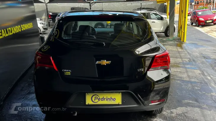 Onix Hatch 1.4 4P FLEX LTZ AUTOMÁTICO