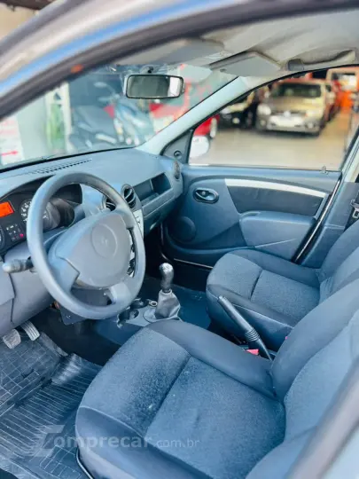 LOGAN 1.6 Expression 8V