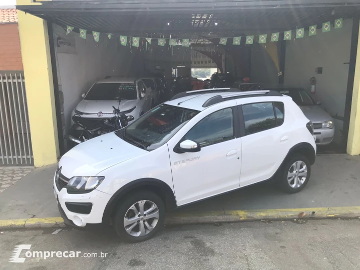 SANDERO 1.6 16V SCE Stepway