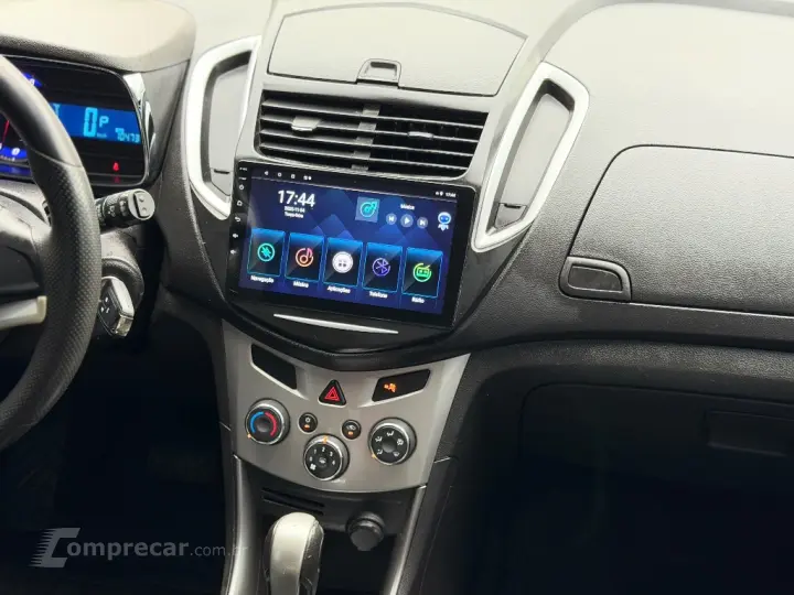 TRACKER LT 1.8 16V Flex 4x2 Aut.