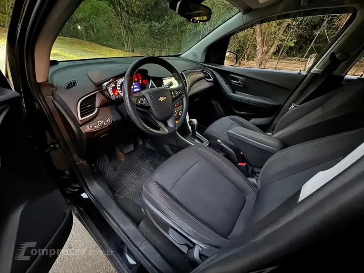 TRACKER 1.4 16V Turbo LT