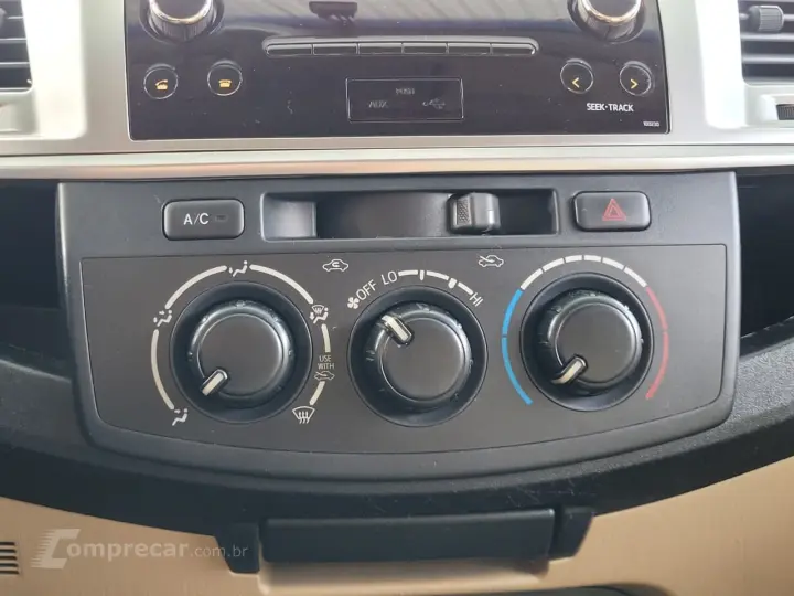 Hilux SW4 SR 4x2 2.7/ 2.7 Flex 16V Aut.