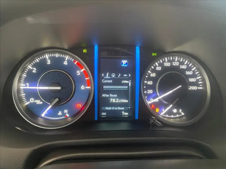 HILUX SW4 2.8 D-4d Turbo SRX Platinum 7L 4X4