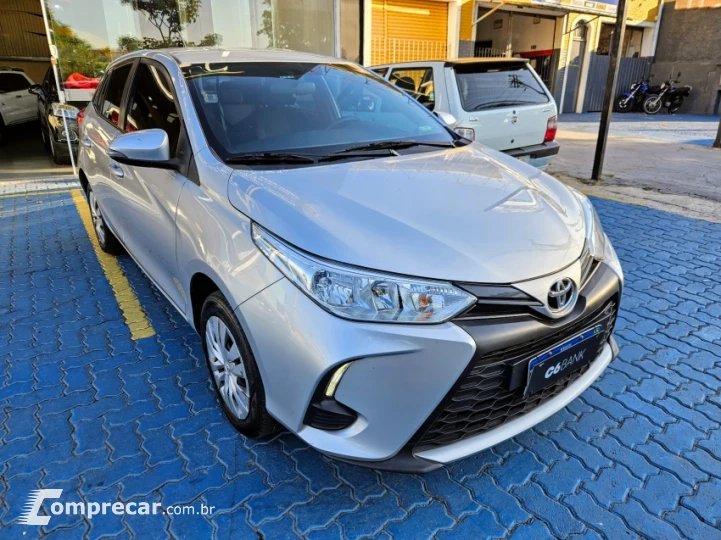 YARIS 1.5 16V XL