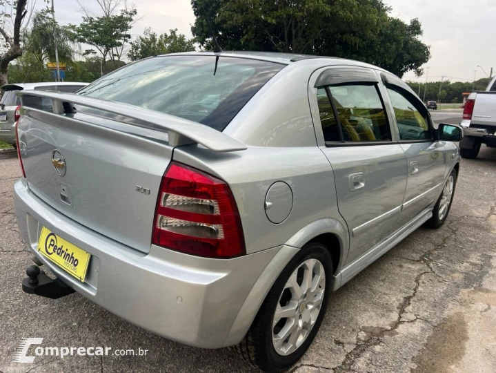 Astra Hatch 2.0 4P ADVANTAGE FLEX AUTOMÁTICO