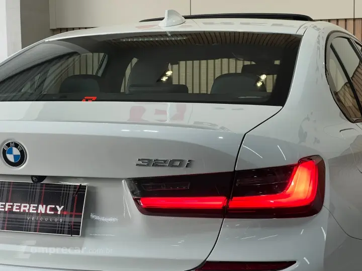 320i 2.0 16V TURBO GASOLINA M SPORT AUTOMÁTICO