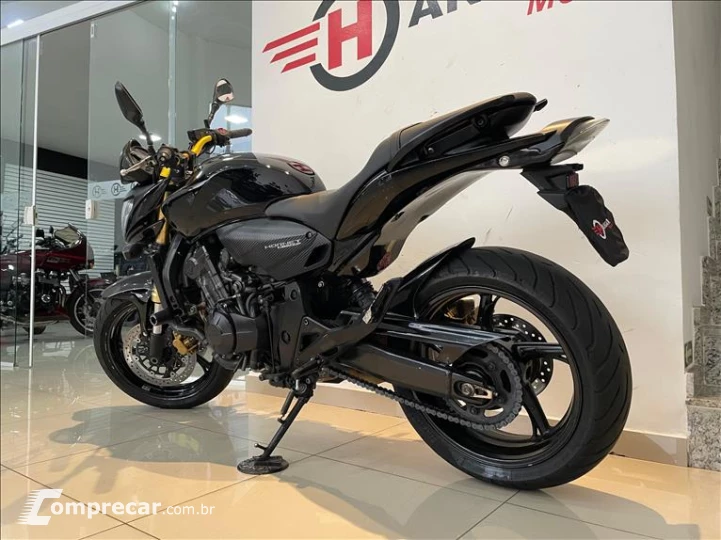 CB 600F HORNET