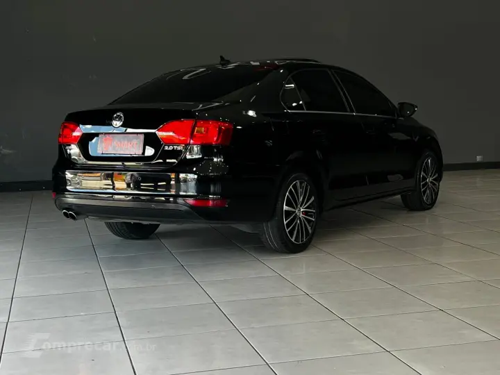 JETTA 2.0 COMFORTLINE FLEX 4P TIPTRONIC